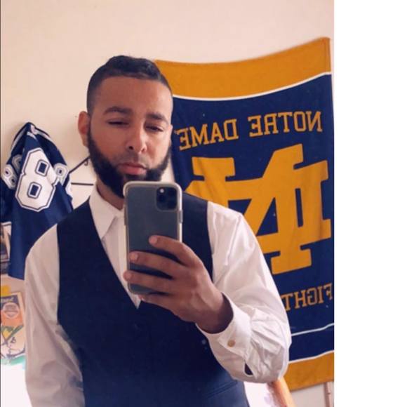 Meet your Posher, Aaron - Picture 1 of 1